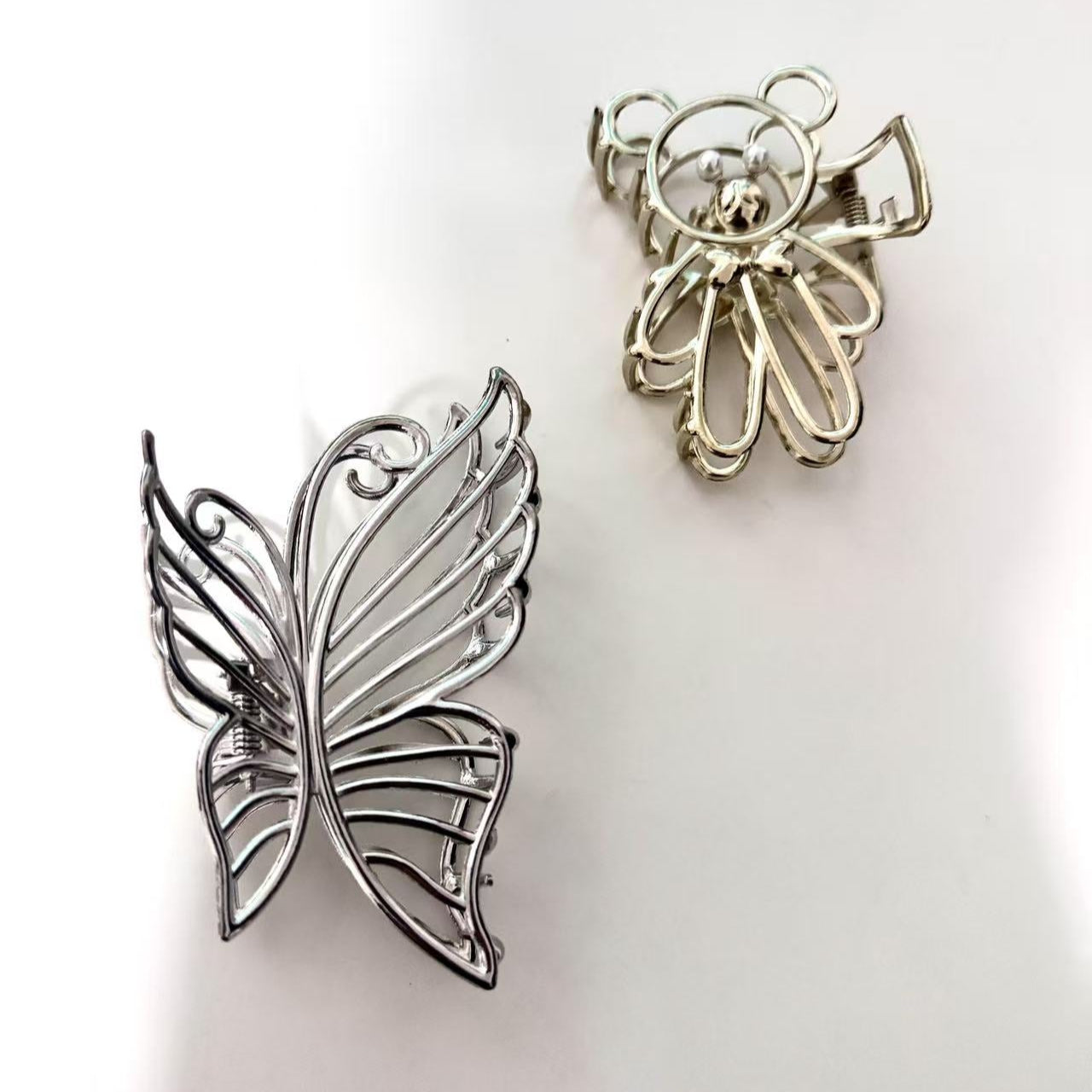 Petty hair clips for girls and women